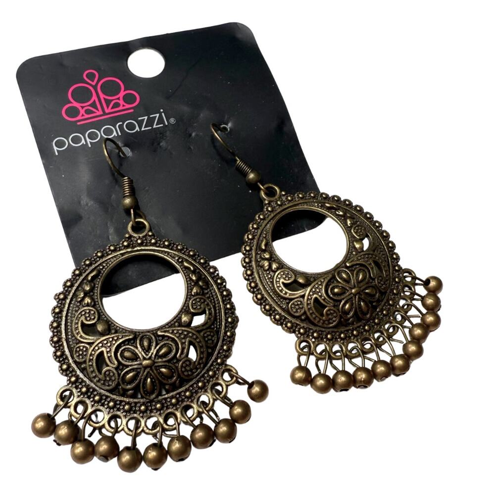 Paparazzi Filigree Circle Dangle Thrifty Traveler Earrings Brass Bohemian New